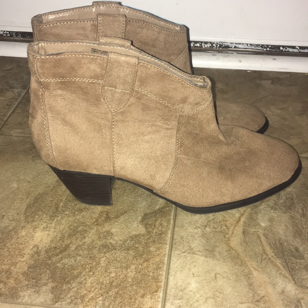 Faded Glory Western-Style Ankle Booties